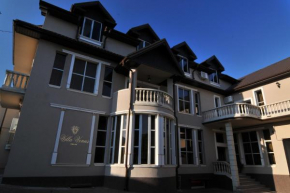 Гостиница Villa Venus  Дева